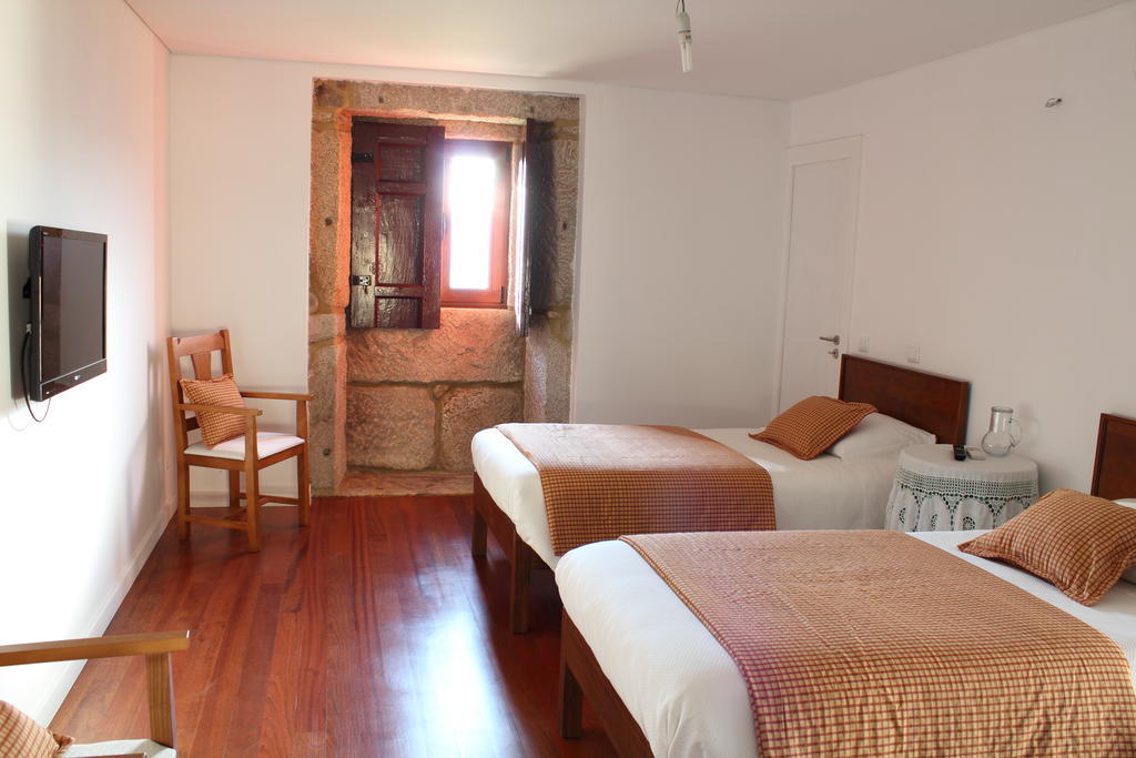 Casa Da Gaiteira Hotel Vieira do Minho Bilik gambar