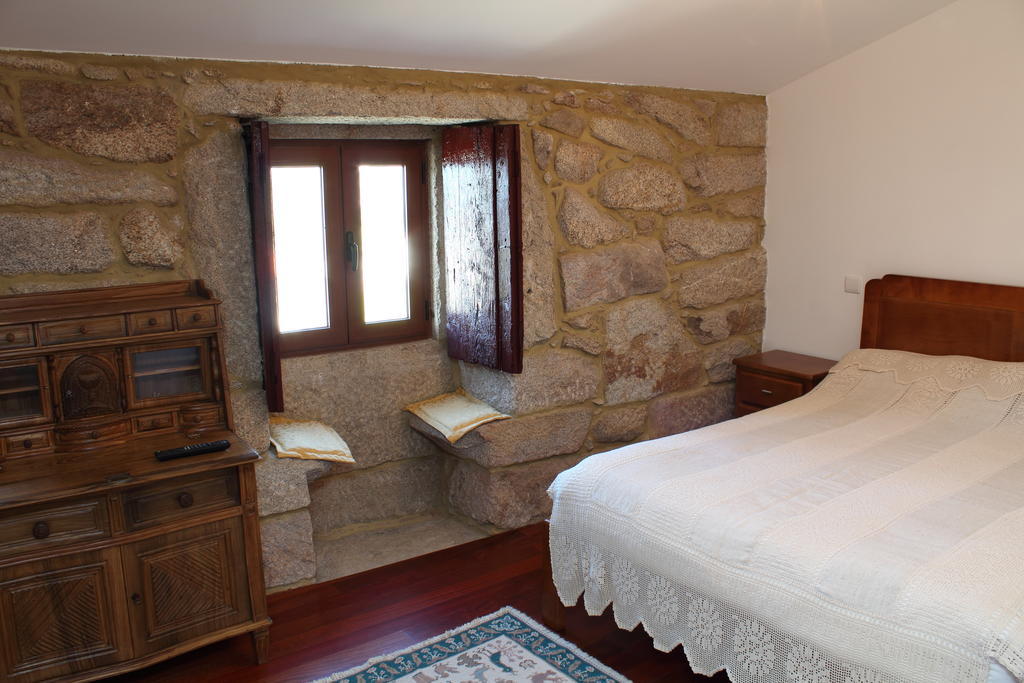 Casa Da Gaiteira Hotel Vieira do Minho Bilik gambar